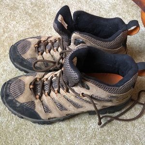 Merrell Earth Hiking Waterproof Mens boot 7.5